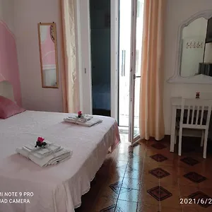 ** Guest house Enza Room's Coast Affittacamere Italy
