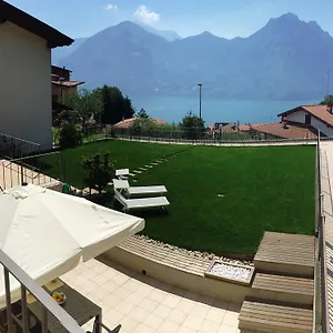 https://anna-apartments.it-lombardy.com